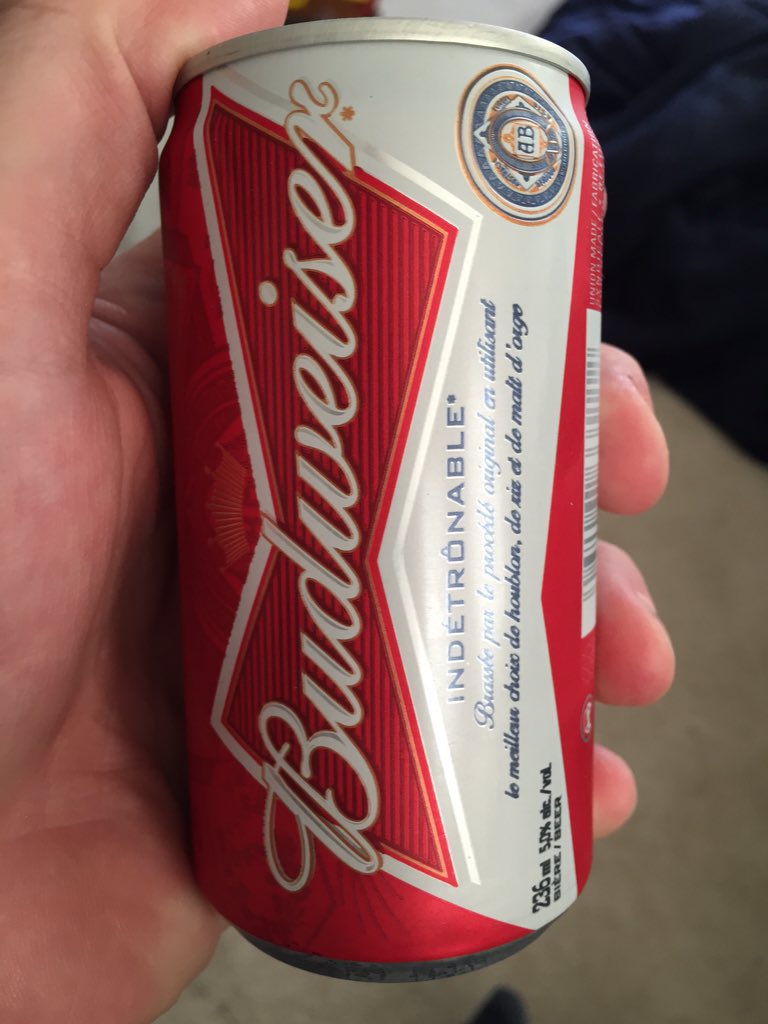 B_Cairney's tweet photo. WTF? Is this the diet size? Stay away from the "fridge pack"! #tinycan #dietbeer https://t.co/fNu1L4vecK