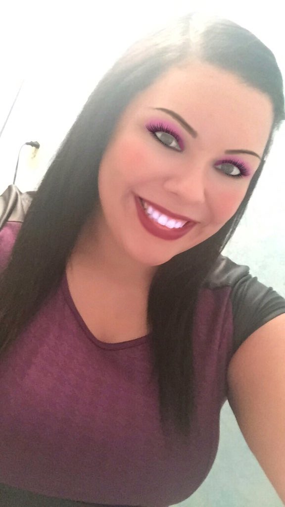 yagirlhailz's tweet photo. Hey guys isn't my best friend so naturally beautiful? ππ #stopwiththeapps #itsobviousaf https://t.co/DqyO5EqNJX