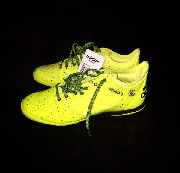 Guerrerofutsal's tweet photo. Esta noche ya termina el sorteo de las zapatillas de @caioalves_12 Aún tienes tiempo https://t.co/qT2liQNUMQ https://t.co/wxzSgwYrBR