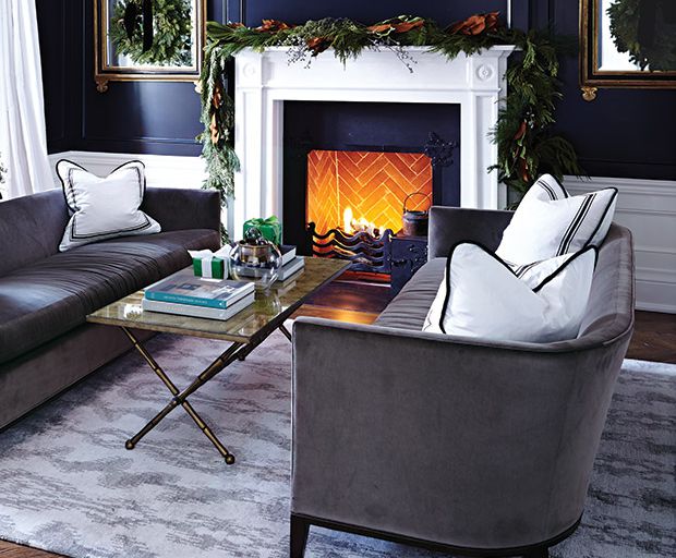 HouseandHome's tweet photo. Fresh (Festive!) Fireplace #Decorating Ideas https://t.co/4DfwG6oJM5 https://t.co/TsJeh9eT1c