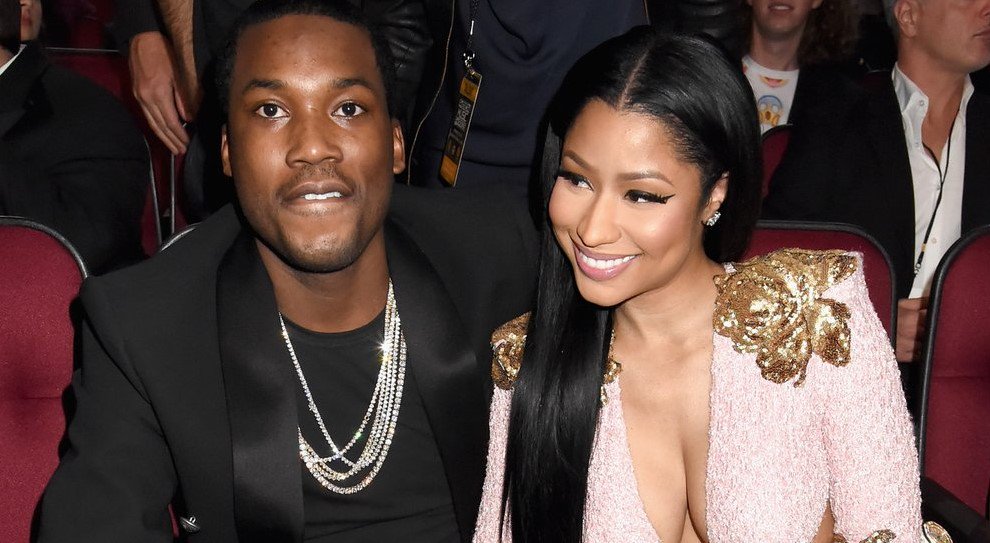 Studio92's tweet photo. El #AMAs a Artista Rap/Hip-Hop Favorito va para Nicki Minaj #AMAsEnStudio92 https://t.co/M6w1uKqZt5