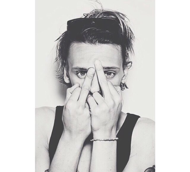 HAPPY BIRTHDAY JAMIE CAMPBELL BOWER!!!         