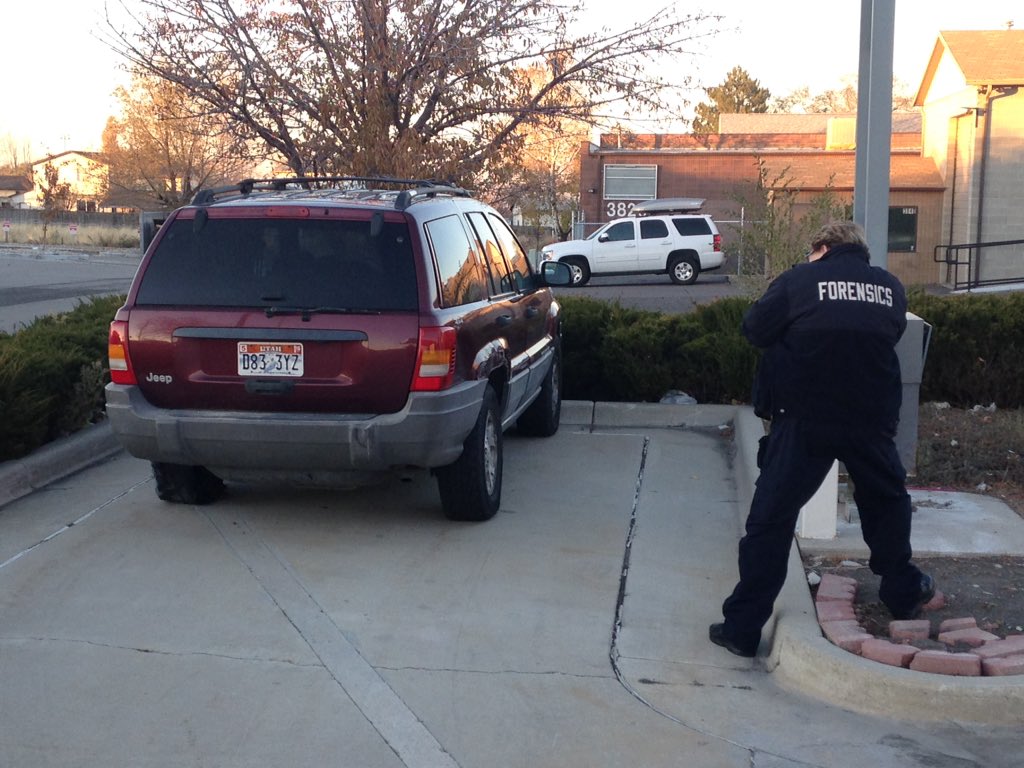CoachellaJones's tweet image. If you've seen the male driver of this jeep please call UPD ASAP. May be involved in the fatal hit&amp;amp;run in Kearns.