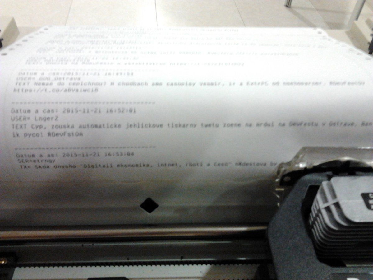 taovmangle's tweet photo. Můj tweet na #DevFestOVA. Retromodel jehličkovky moc nedává Unicode, příště to chce asi poslat v kódu Kamenických. https://t.co/AUnLCiy0m4