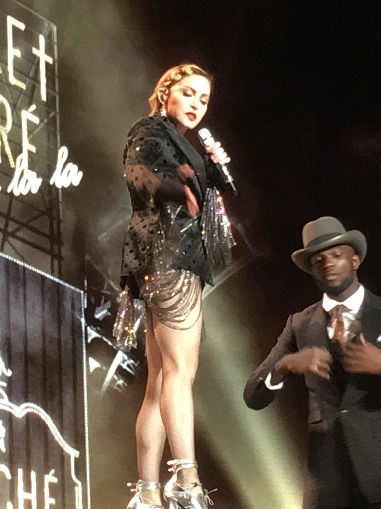 View image on Twitter