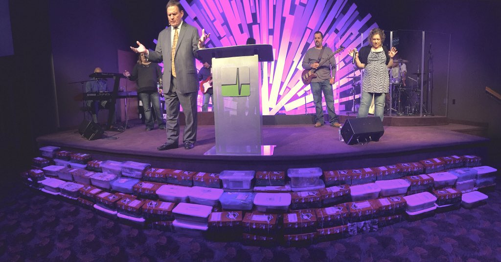 ChurchAliveIntl's tweet photo. 213 boxes brought to the altar for #OperationChristmasChild this morning! Way to go church!#GenerosityDefinesUs https://t.co/ptxjwg4X30