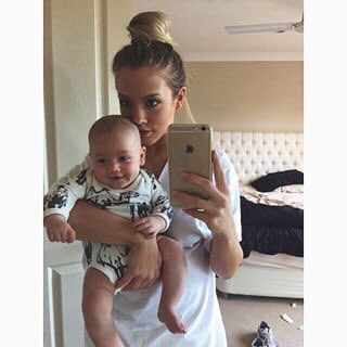 BlakeParkerRC's tweet photo. he's a mommas boy😇 https://t.co/fsAHtru9Fp