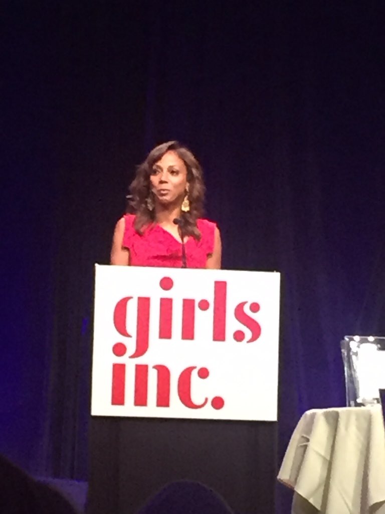 SusanCohenAssoc's tweet photo. Girls Inc.empowering girls to be strong,smart,bold w/daughters, Cameron Cohen, Ashleigh Bergman &amp; sister LILI Gross. https://t.co/bGYldrDWwU