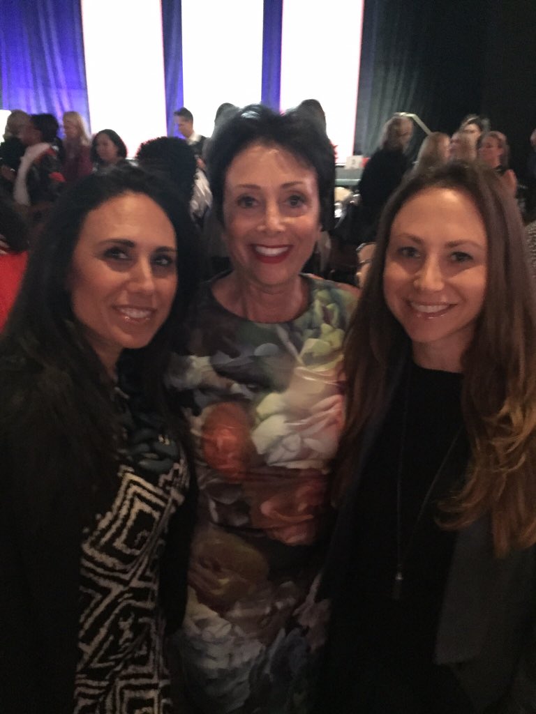 SusanCohenAssoc's tweet photo. Girls Inc.empowering girls to be strong,smart,bold w/daughters, Cameron Cohen, Ashleigh Bergman &amp; sister LILI Gross. https://t.co/bGYldrDWwU