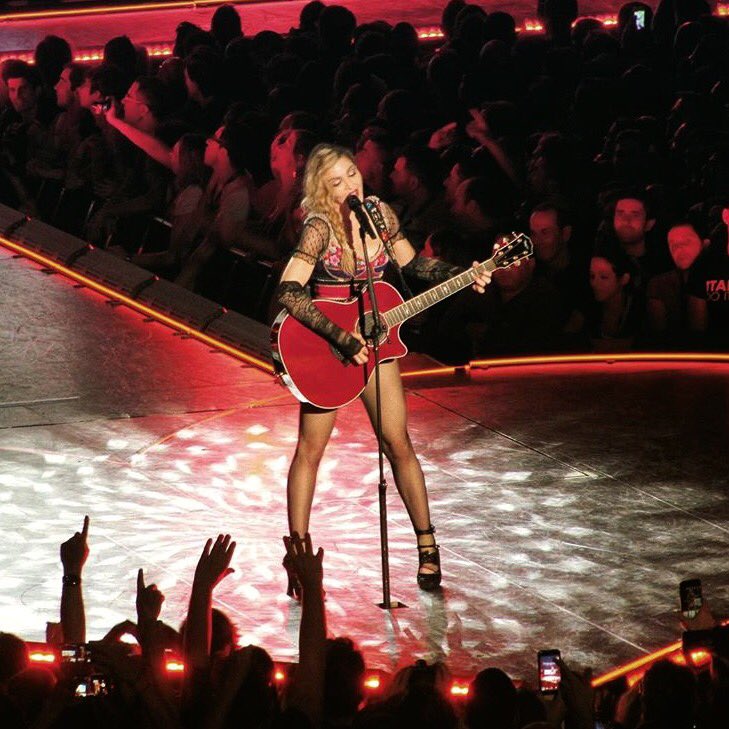 View image on Twitter