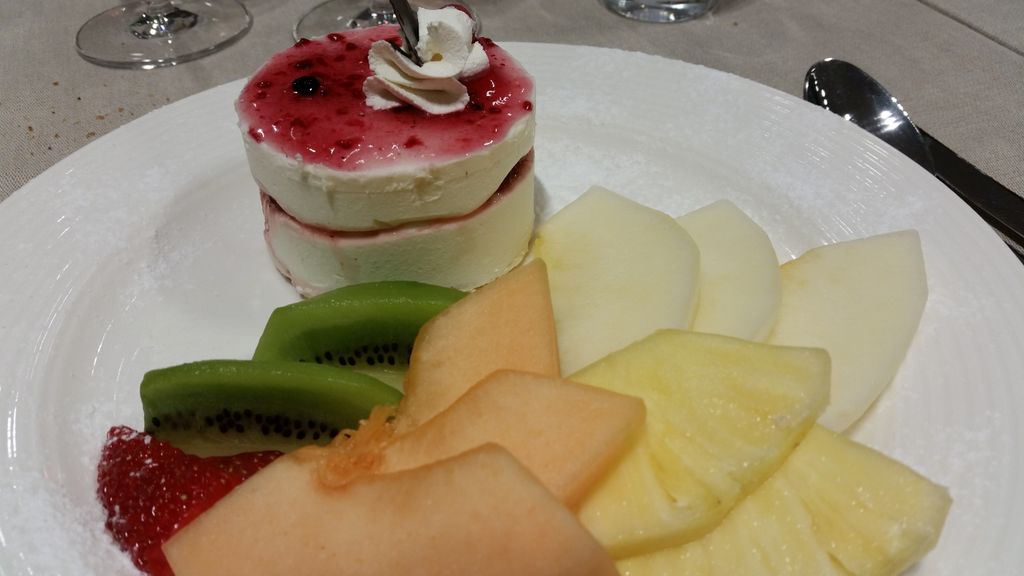piuturismo's tweet photo. La nostra cena conclusiva al cala Resort e spa #365PugliaDays #ItalicaExperience #Apuliasmartourism https://t.co/th0G8ItQrz