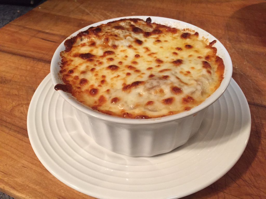 stevemason412's tweet photo. French onion https://t.co/SpgRc1E7pw