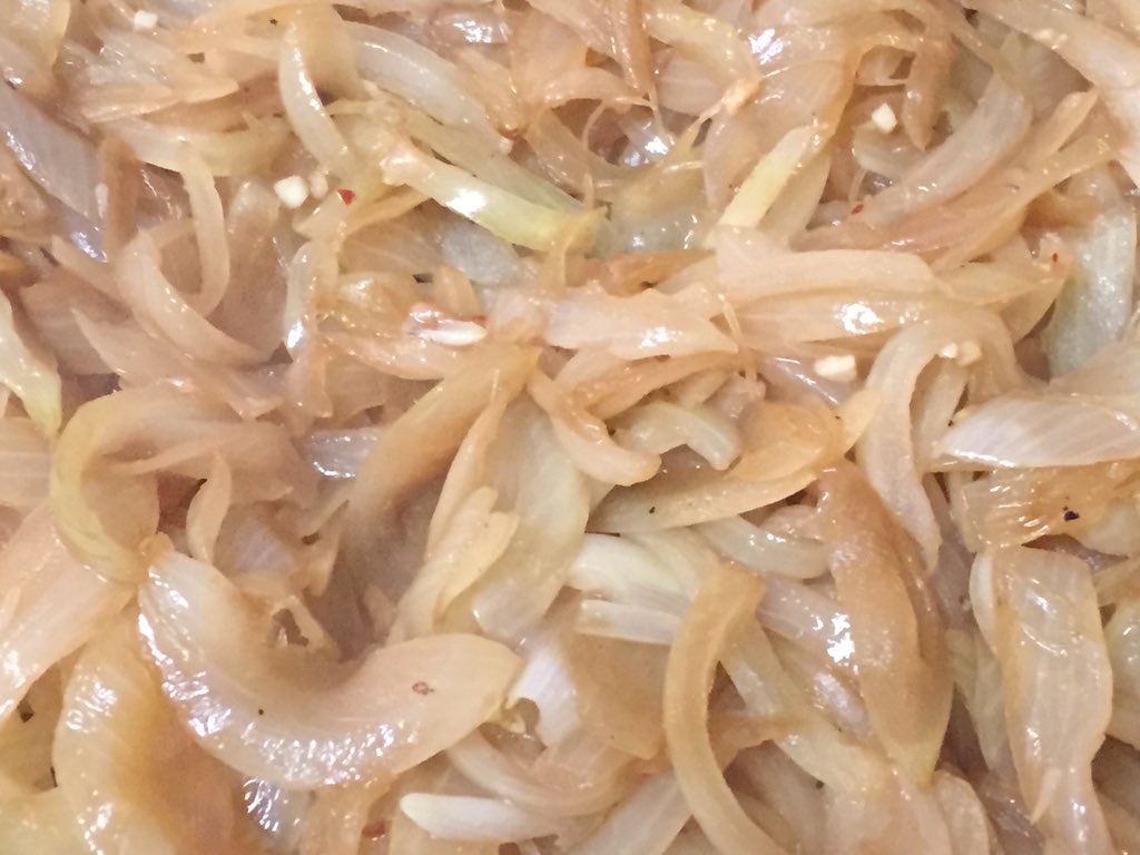 stevemason412's tweet photo. French onion https://t.co/SpgRc1E7pw