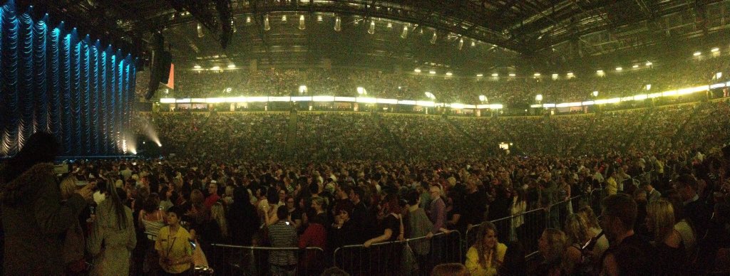 PinksusChrist's tweet image. Throwback to TTALT Manchester