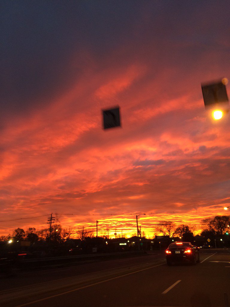 Teddyy517's tweet photo. The sunset before https://t.co/x9xh6UCaEb