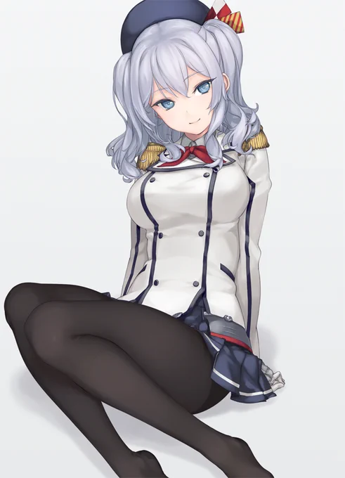 @6thbody 艦娘といえど冬の海はさむかろう、風邪をひくといけないのでこの差ぶ・・・装備をつかいなさい 
