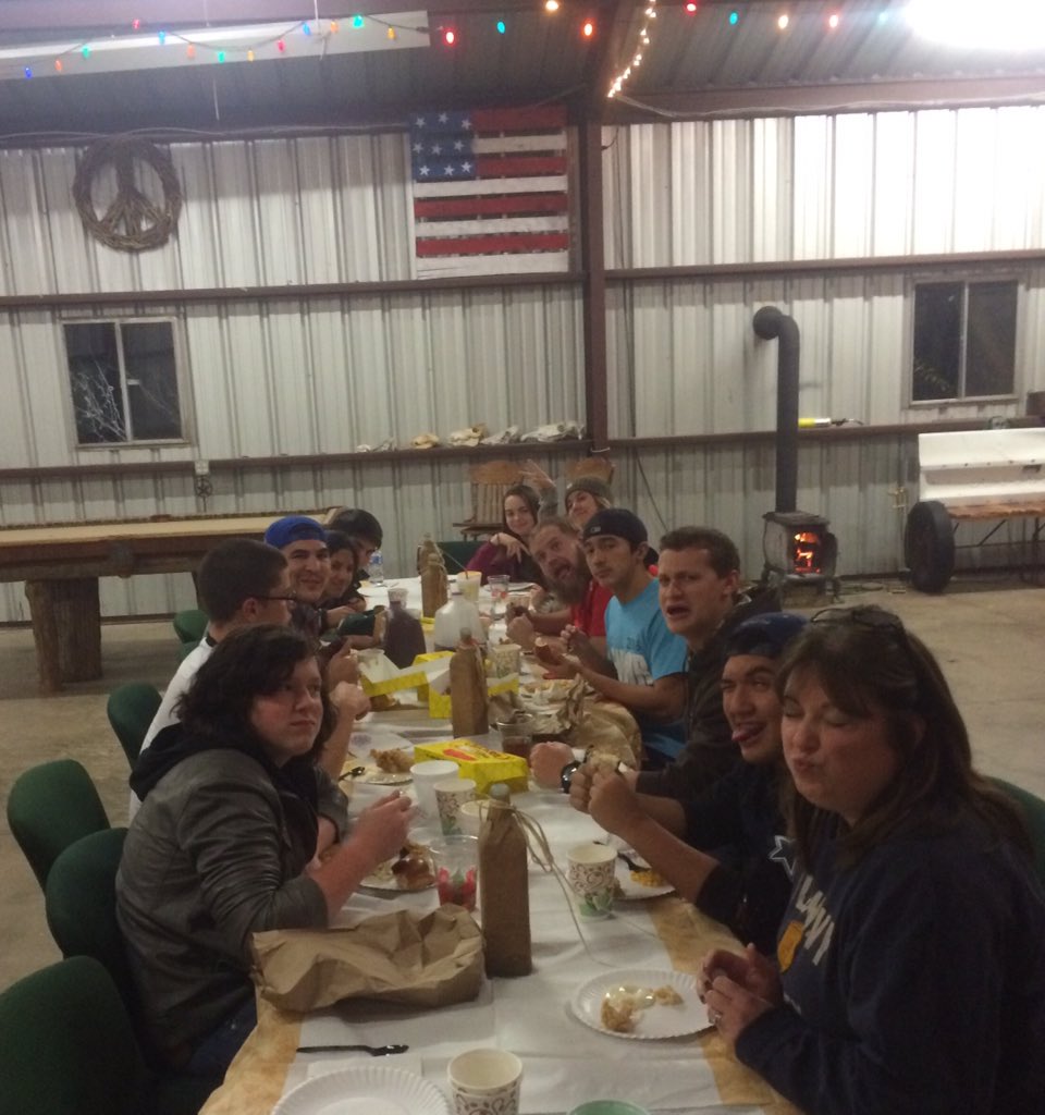 thebarn_Seven's tweet photo. Thanksgiving @thebarn_Seven @7ministries #makejesusfamous https://t.co/PHYVyOOFzX