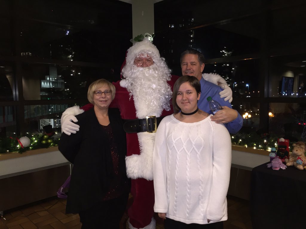 SwirlsSteve's tweet photo. In #yyc for @theatrecalgary A Christmas Carol, courtesy of @KidsCancerCare https://t.co/cutTZMuSaT