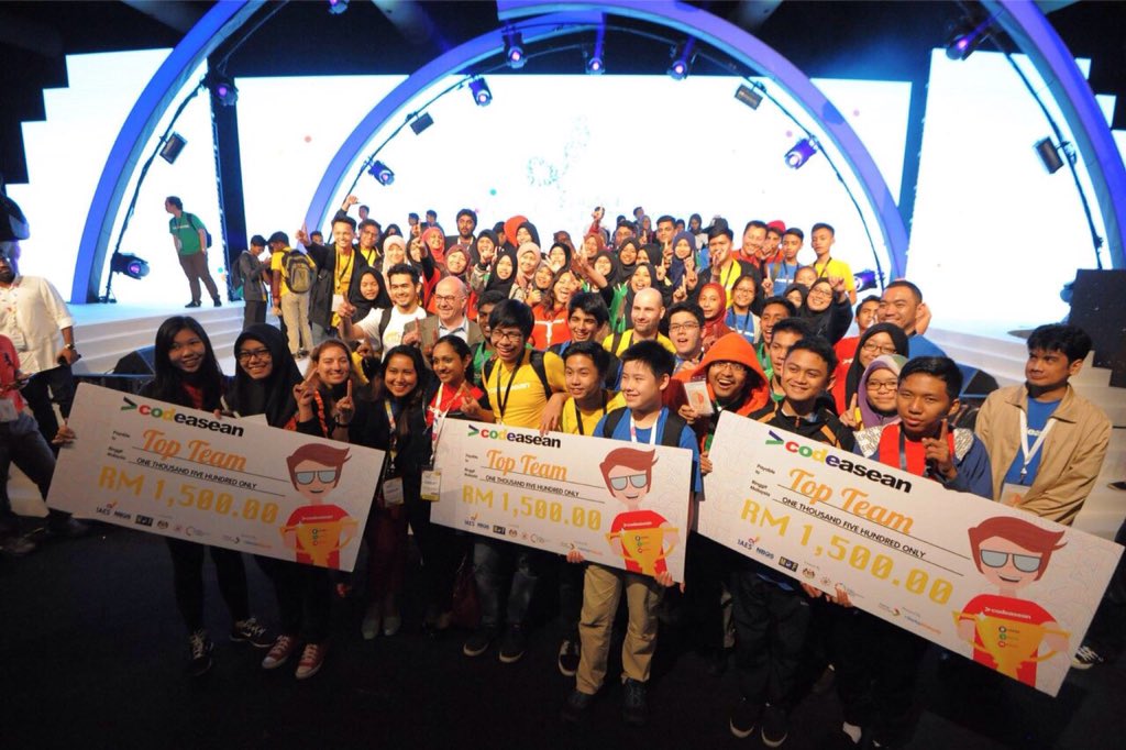 rekastudios's tweet photo. Thank you organizer and participants.We had fun with the coders! #codeasean &amp; #1AES2015 AWESOME! #REKA #rekastudios https://t.co/8Lhmu9DNrm