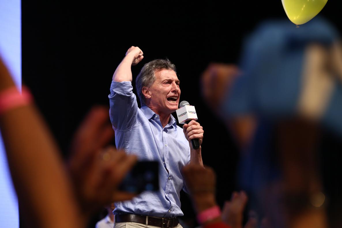 mauriciomacri's tweet photo. ¡SÍ, SE PUEDE!! #Cambiamos https://t.co/8sQi7CI2cM