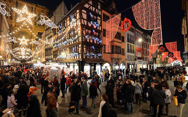 ttinspiration's tweet photo. Cool guide to Christmas markets around Europe via @TelegraphTravel: https://t.co/XKj07wmS0V #ttot #travel #festive https://t.co/mWWarwBFjg