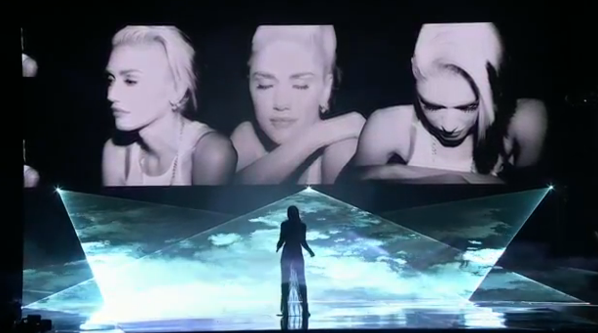 AMAs's tweet photo. I don't know why I cry... WAIT, yes I do. @gwenstefani is giving me life with this performance. #GwenOnAMAs https://t.co/uwHTzukgwp