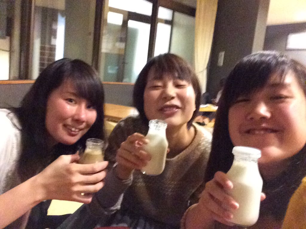 HichP's tweet photo. おばあさんたちとドライ��旅行 https://t.co/yyBqrxV1e2