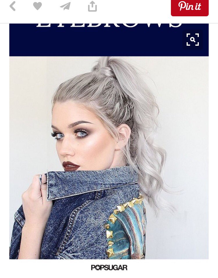 KarlyMcNabb's tweet photo. Low key want this hair color #grayandsilver https://t.co/bL8VDWSpHU