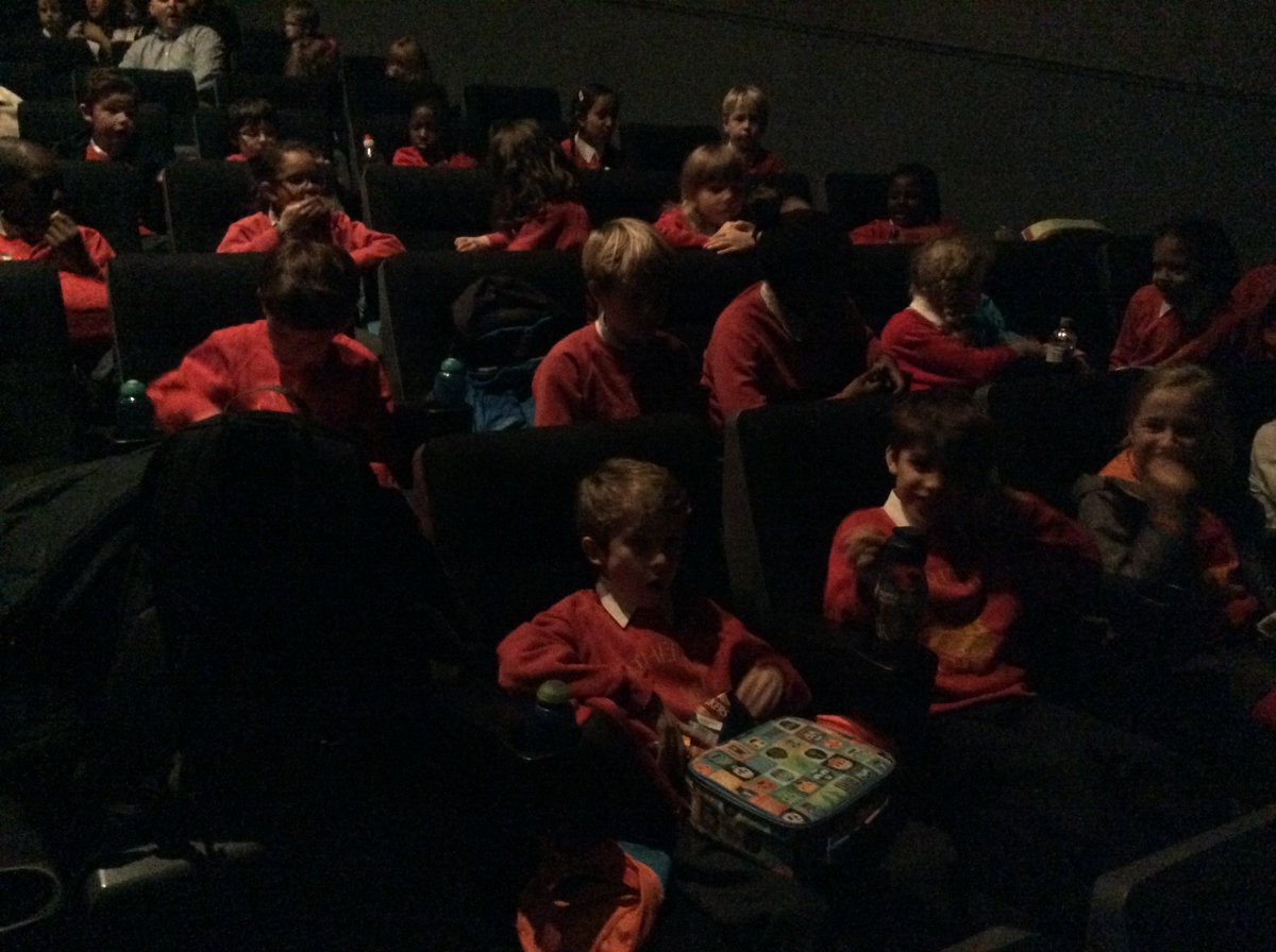 CathedralSE1's tweet photo. Class 4 loved their cinema trip to see #TheGoodDinosaur the new #DisneyPixar film! @getintofilm @intofilm_edu https://t.co/2rEHLfLLPD