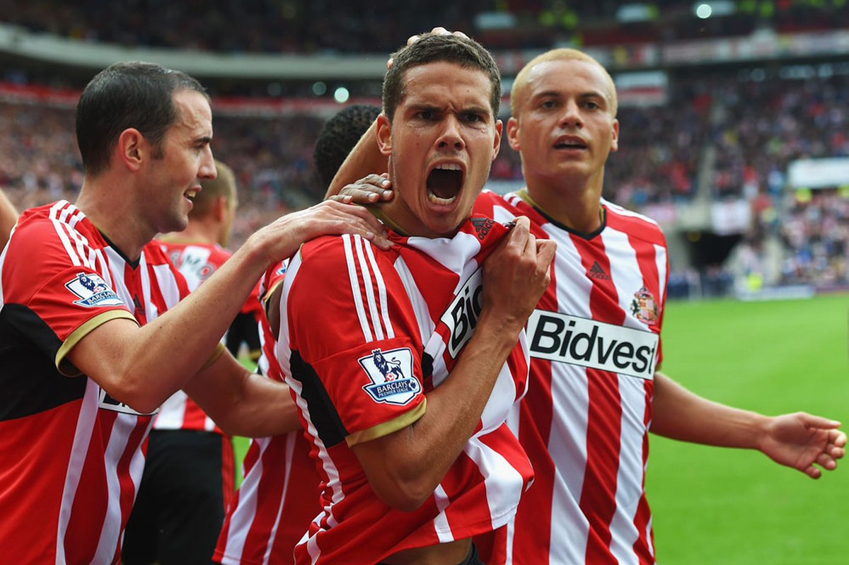 Ofiachs's tweet photo. Monday sports.. 
Crystal Palace v @SunderlandAFC
#ofiach #Ofiachs #IrishPub #PremierLeague #LiveFootball https://t.co/dZaR1PgA2p