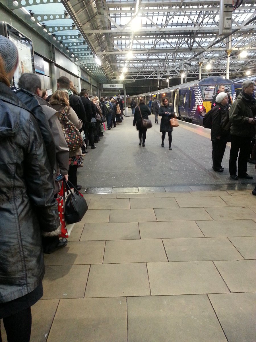 Doidey's tweet photo. @ScotRail Ticket queue at waverly. Any chance of more ticket sellers?! https://t.co/lHK5MJsNIW