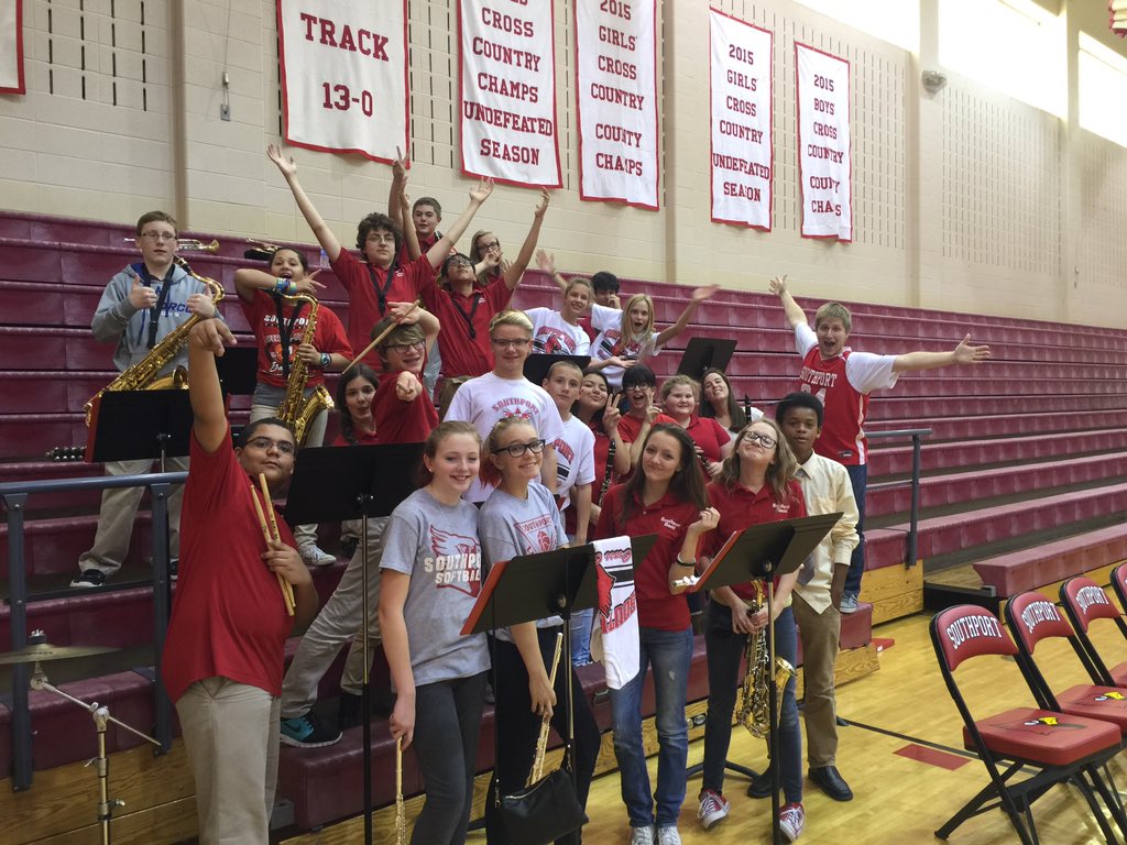 SMS_Hoops_Jazz's tweet photo. From our first basketball Game of the 2015 season!! Both teams won!!! https://t.co/wS03CBkAMu
