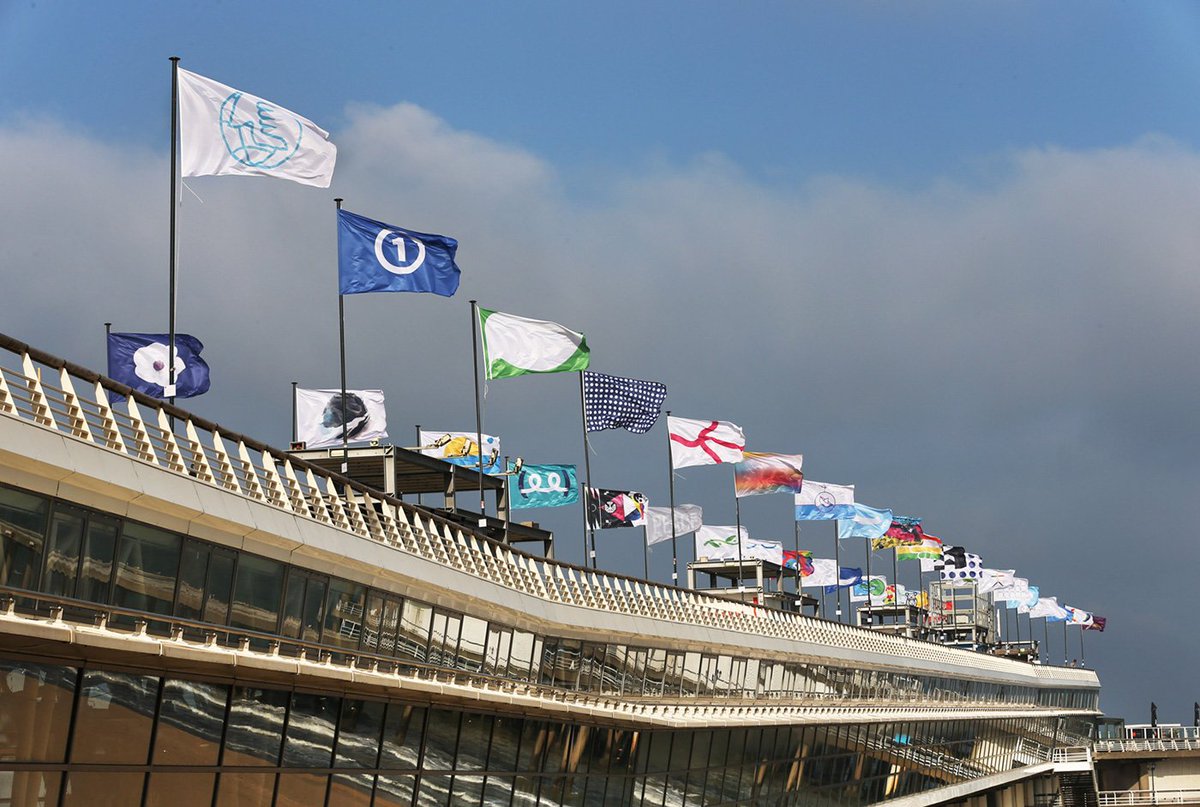 Flags of peace: on.be.net/1Nmkr5F