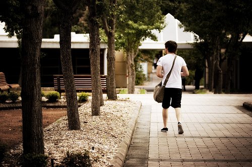 MicrosoftANZ's tweet image. .@Uni_Newcastle is the first educational institution in the globe to deploy #Windows10. spr.ly/6014BRzu4