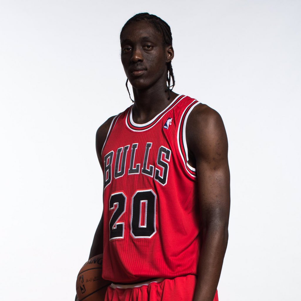 Just wanna say happy bday to my Nigga tony snell. In case y\all don\t know what he look like here u go. 