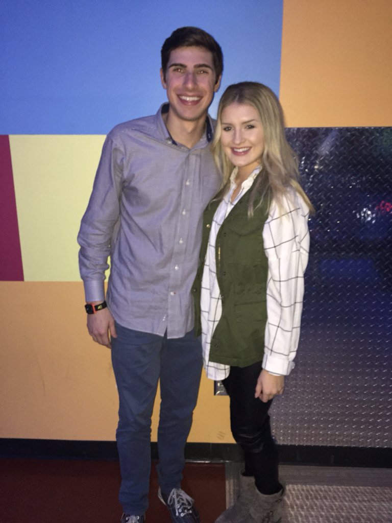 skylomylo's tweet photo. Happy birthday htown🎉 #bowlingislife https://t.co/LDM5vKNu7B