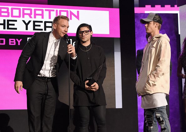 biebersmaniabr's tweet photo. Justin no palco do AMA 2015, no Microsoft Theater - (22/11).
https://t.co/92MeJZu8Sf
#BieberOnAMAs #BieberMBRAMAs https://t.co/Ue1QPNTZTs