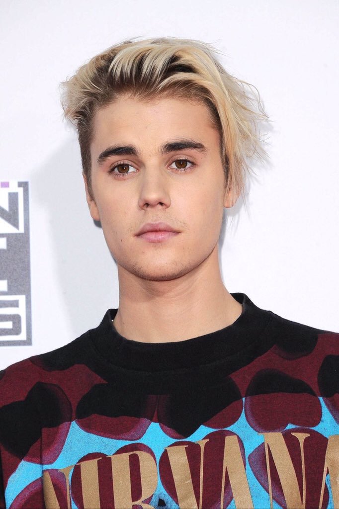 ibiebersIays's tweet photo. RT TO BURN SOMEONE'S TIMELINE. 🔥 https://t.co/JwjFn9WJS9