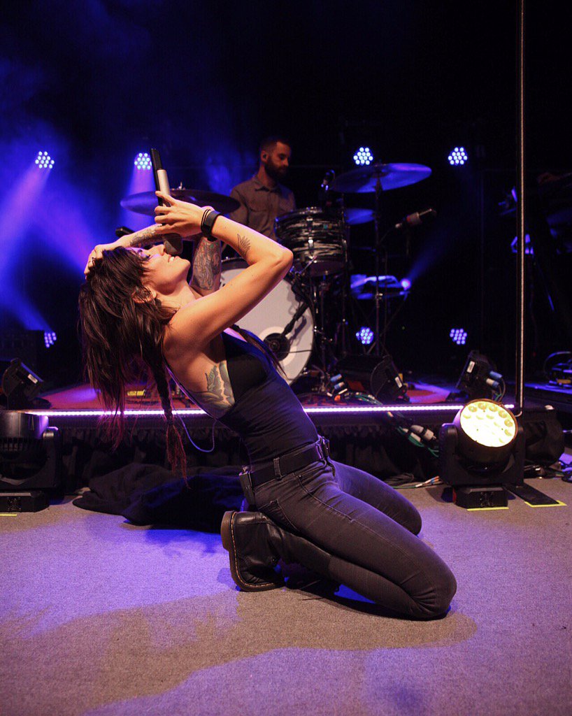 maggielndnphoto's tweet photo. A few of my favorites of @lights tonight in Washington DC. Thank you endlessly for the #lightslivepass was so sick! https://t.co/37v3CQTSuZ