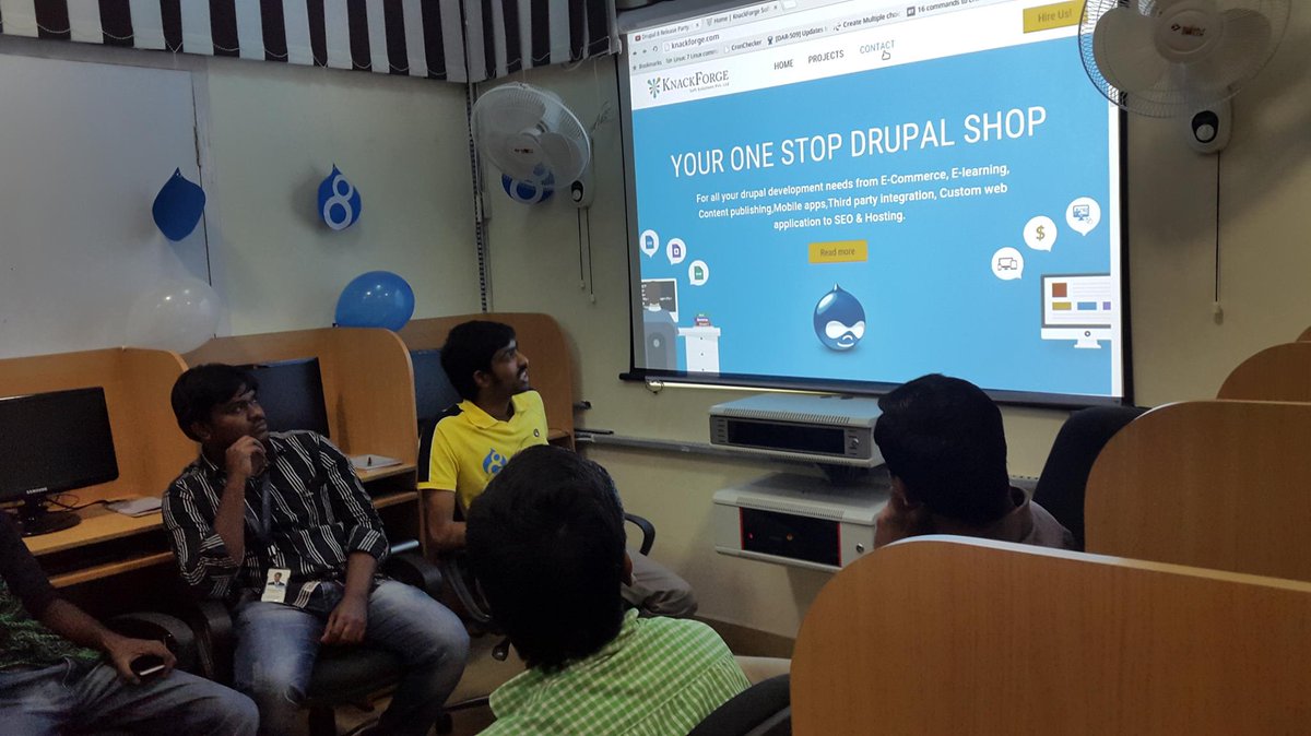 knackforge's tweet image. BOF session with the participants during #Drupal8releaseparty