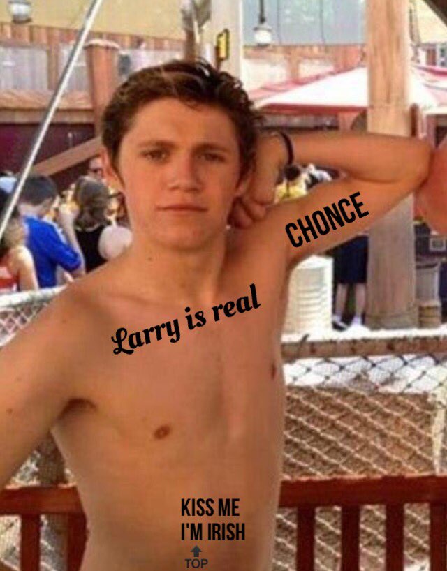 heyghwg's tweet photo. Скоро Найл будет типа:
#MTVStars One Direction https://t.co/SnUVn3nIjn