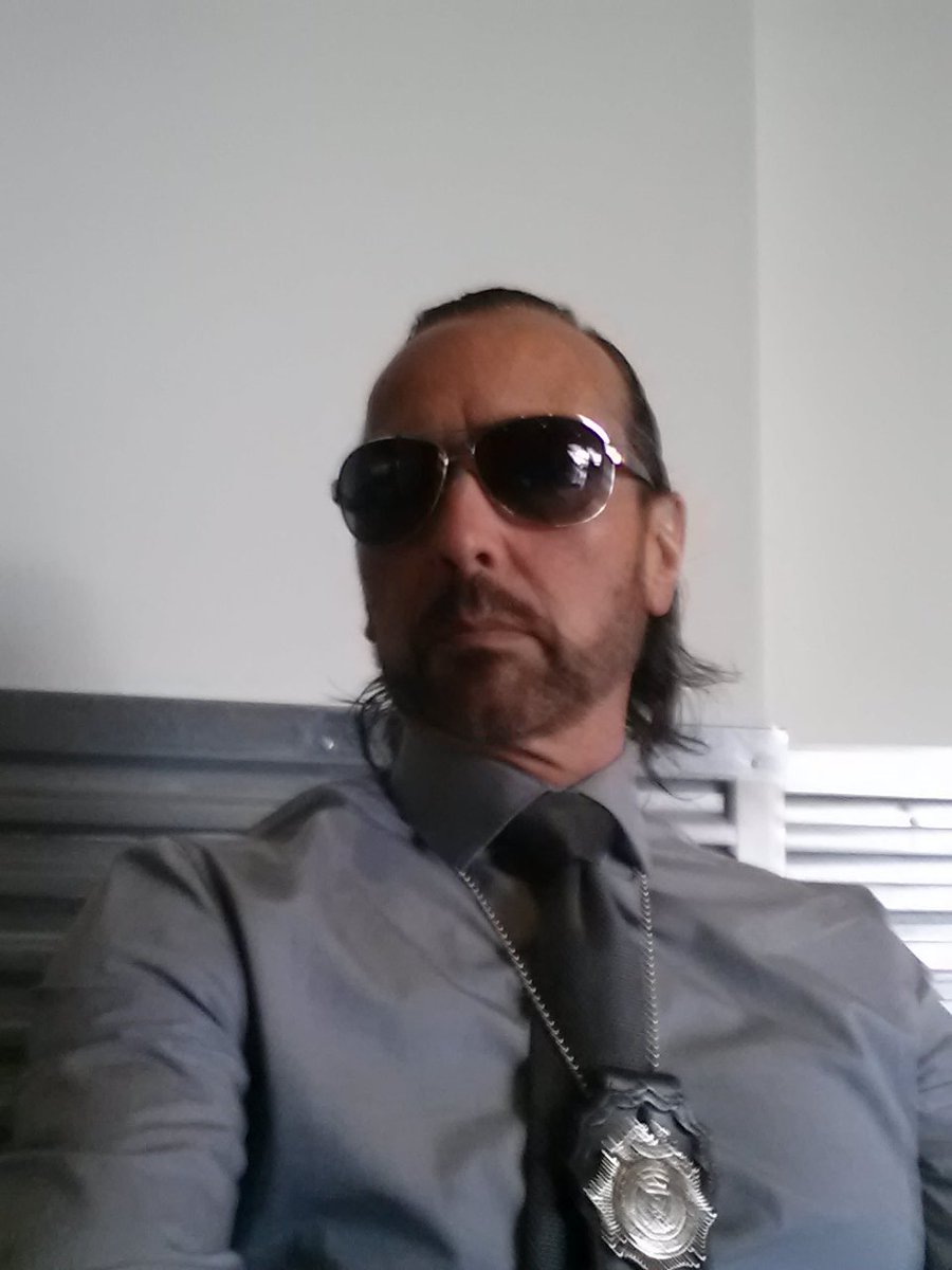 FrankModicaJr's tweet photo. On Gotham #Gotham #casting #wulfcasting #heerycasting #pccasting #lionsgate #warnerbrothers #Scorsese #backstage https://t.co/vrokMZ60Cg