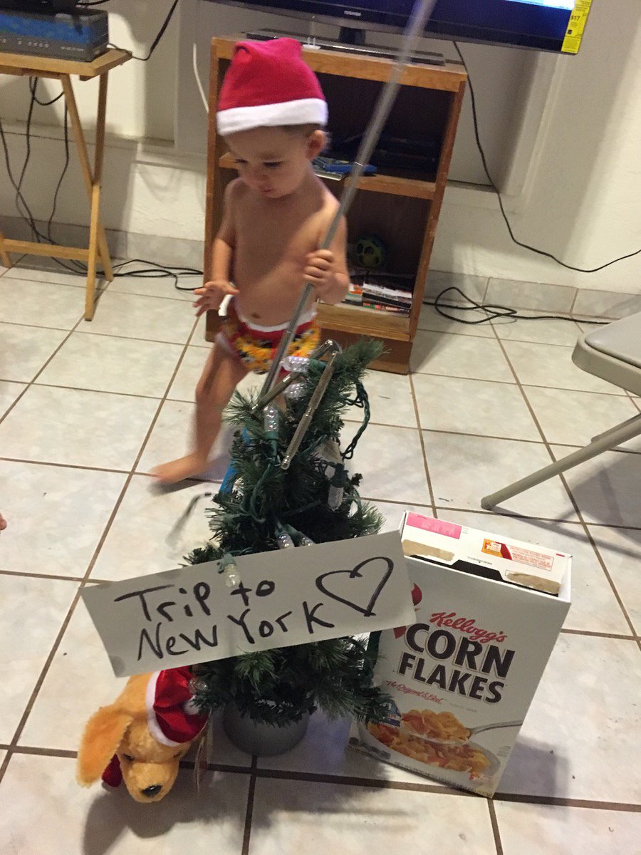 Chopsuvey's tweet photo. @kalpenn #SelfiethonContest https://t.co/on4rX1YCVg