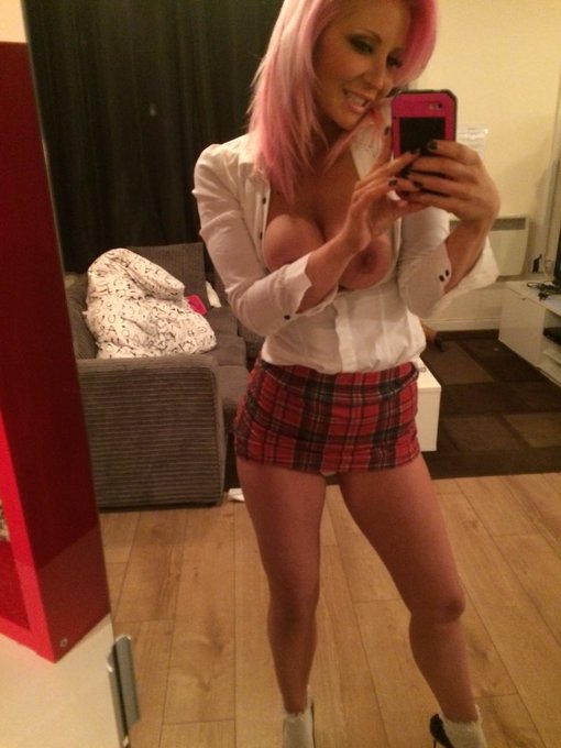 #GoodMorning 💕 https://t.co/dw9IDkNzAa<a href="/tag/goodmorning"class="tags">#GoodMorning</a>