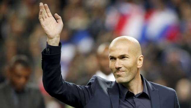Disebut bakal gantikan Benitez, Zidane tak ingin terburu-buru duduki kursi pelatih Madrid cnn.id/93363