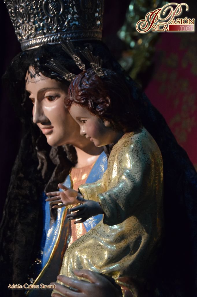 Atuendo de luto - María Auxiliadora de <a href="/APMASanFernando/">AP María Auxiliadora</a> en islapasion.net/noticia/2407/n…