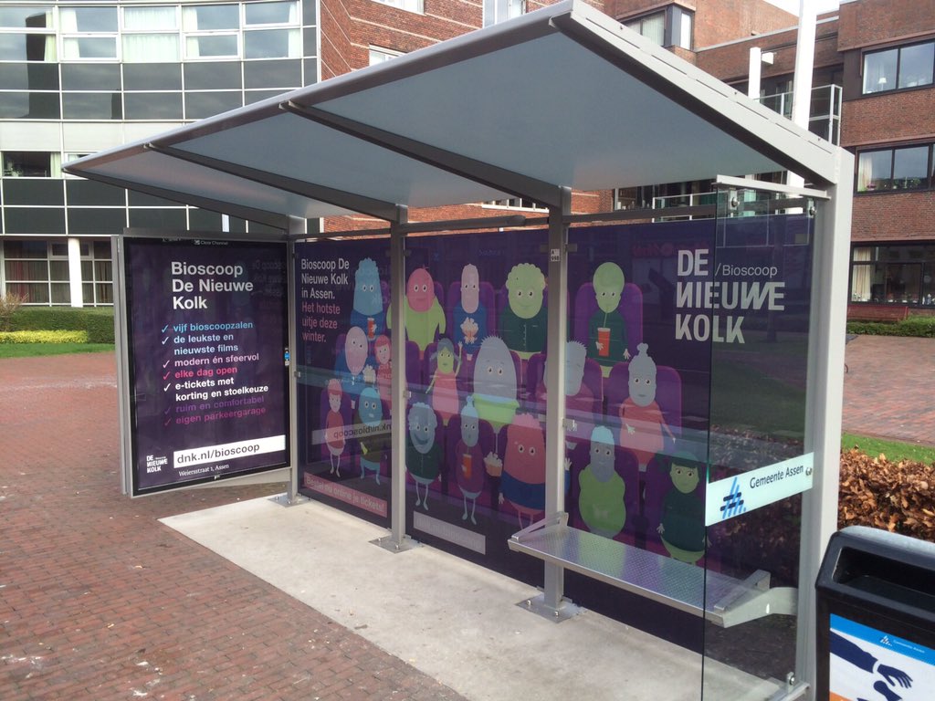 Drenthenaren's tweet photo. In al mijn objectiviteit: deze Abri van @TheaterDNK in Assen ziet er toch wel héél mooi uit #morgennógmooier... https://t.co/r3CVB9vHH3