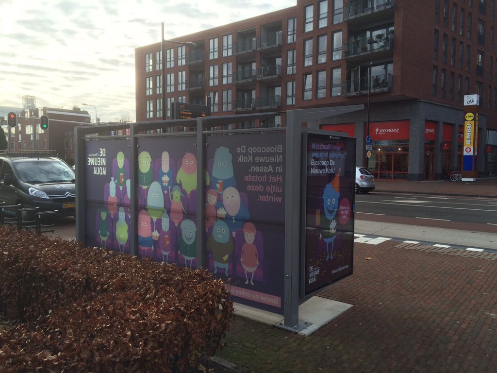 In al mijn objectiviteit: deze Abri van @TheaterDNK in Assen ziet er toch wel héél mooi uit #morgennógmooier...