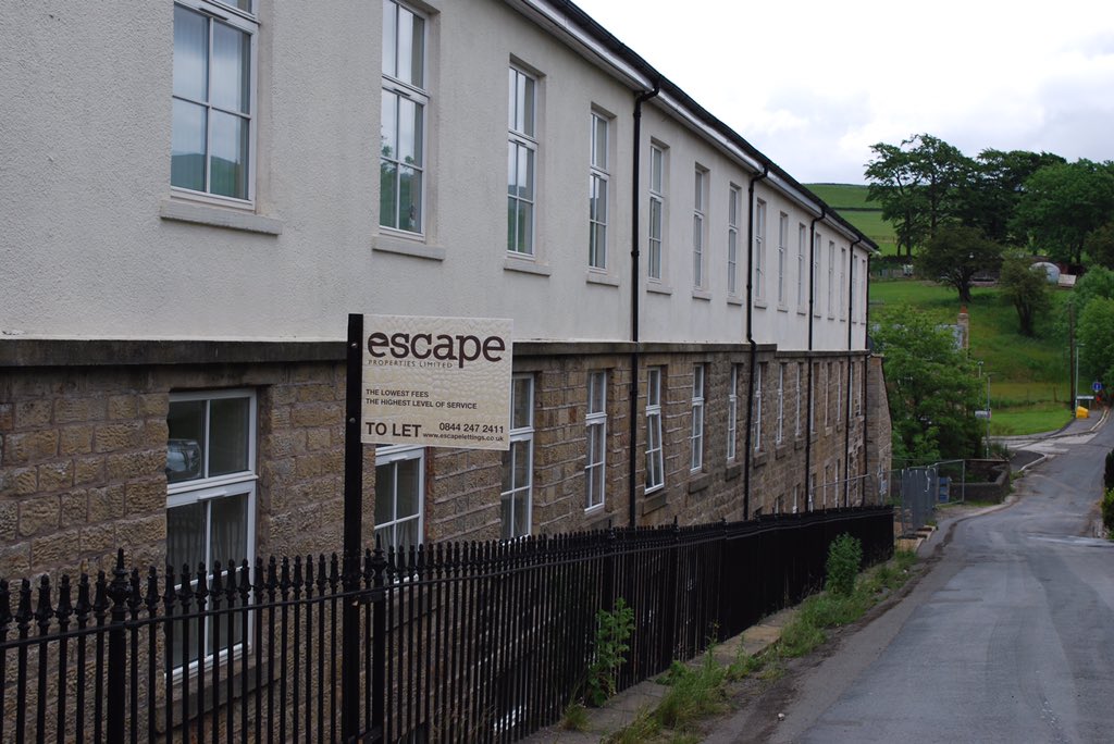 escapeproperty tweet picture