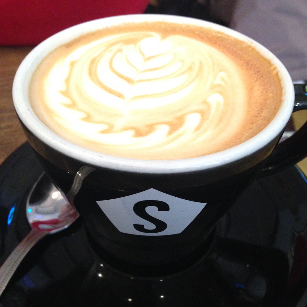 _chazzy_b_'s tweet photo. Awesome as always guys @StrangersCoffee never fails to make me feel better #ignoringthecold #coffeeporn https://t.co/duYnIgPy1E